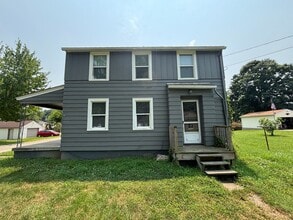 Building Photo - Beautiful 3 Bedroom/1 Bath Home in Lancaster