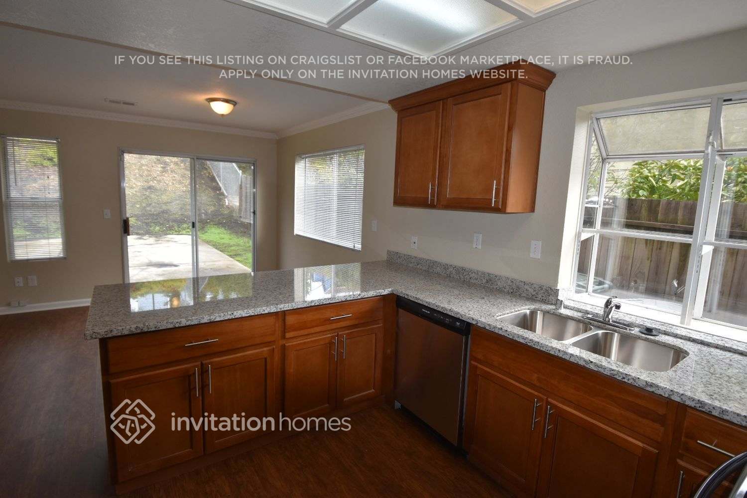 Building Photo - 260 Cimarron Dr