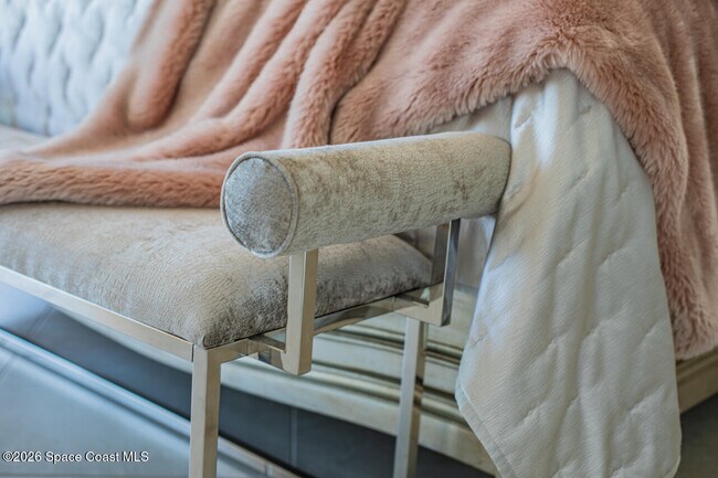 Building Photo - 1025 Jimmy Buffett Mem Hwy