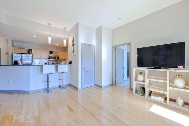 Building Photo - 390 17th St NW