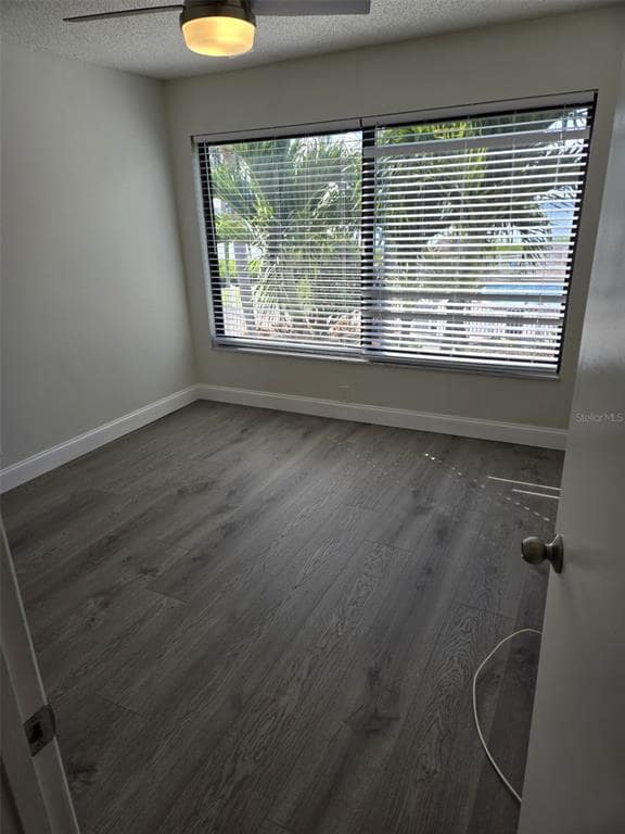 Building Photo - 6218 Palma Del Mar Blvd S