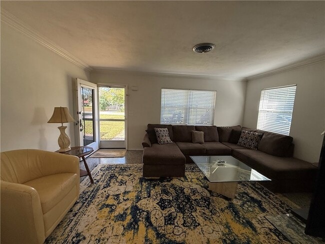 Building Photo - 2063 34th Ave