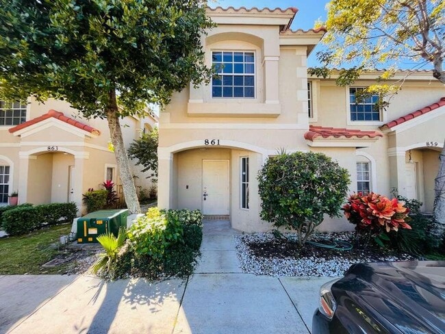 Primary Photo - 861 Summit Lake Dr