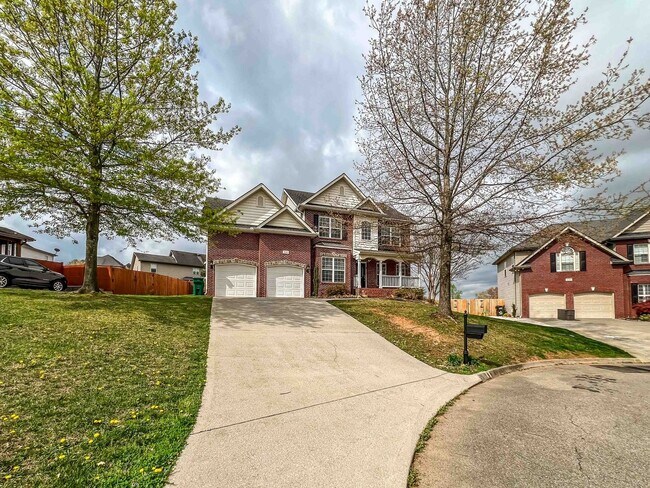 Building Photo - Beautiful 4-Bedroom Home in Hardin Valley with Modern Amenities & Spacious Living