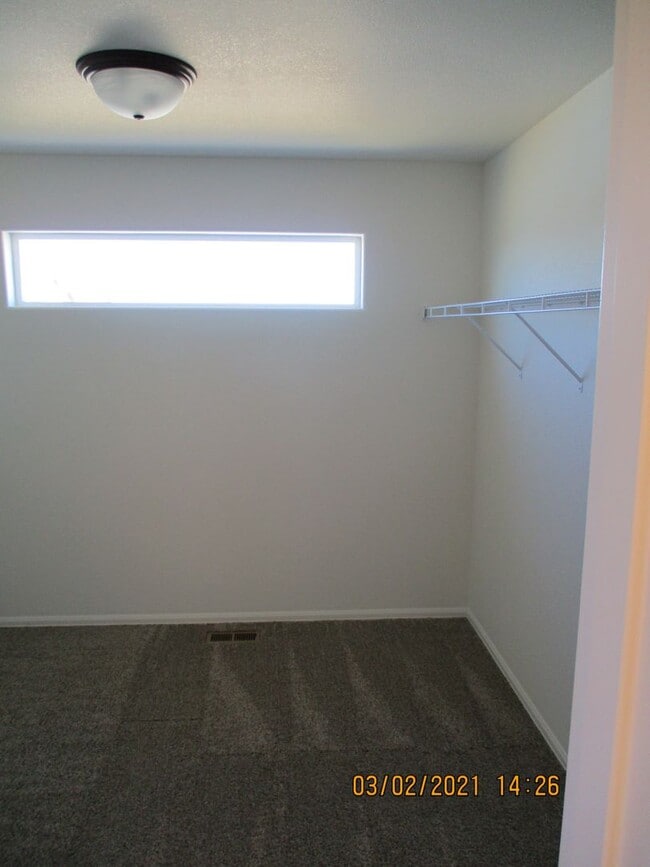 Building Photo - 3 Bed, 2.5 Bath - 2 Story Home in Windsor's Raindance Subdivision! Available Now!