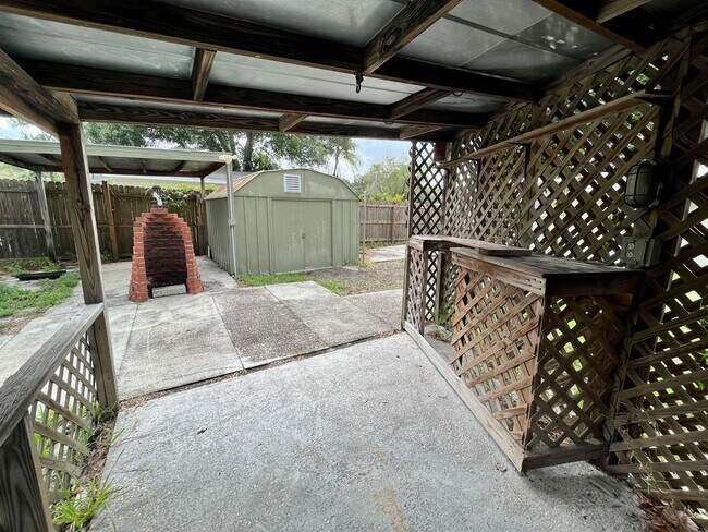 Building Photo - Cute home in Euclid Manor for rent