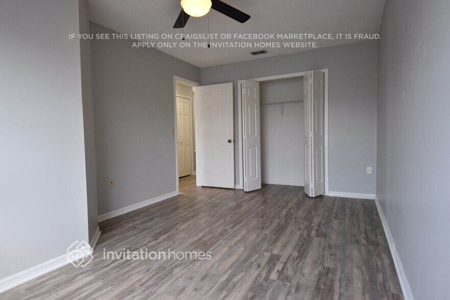 Building Photo - 10624 Sandridge Ct