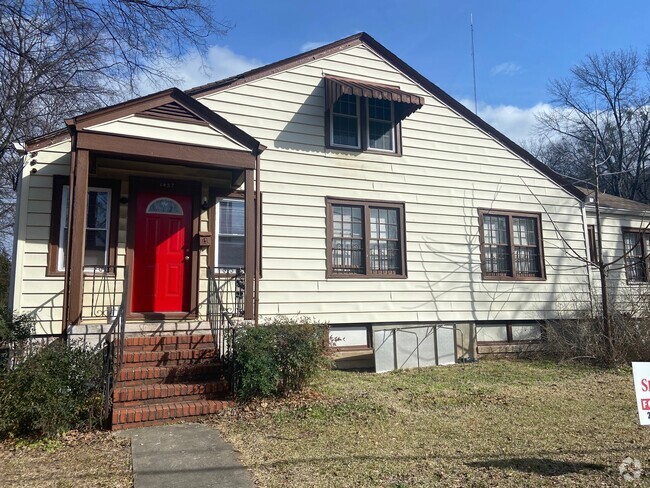 Building Photo - 1437 14th St S