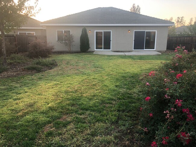 Building Photo - 4 Bedroom 2, Bath, 1900 sft. Ione Home for Lease.