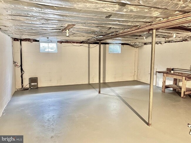 Building Photo - 1008 Clematis St