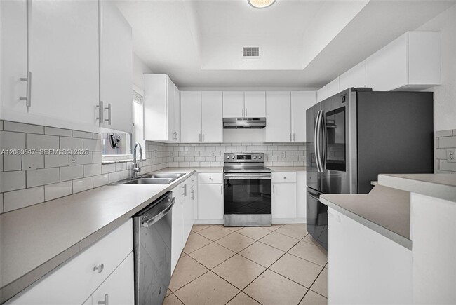 Building Photo - 8885 SW 221st Terrace