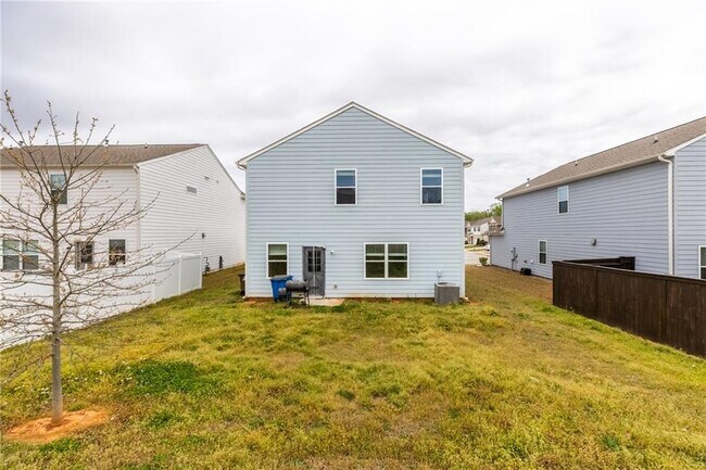 Building Photo - 360 Paulownia Cir