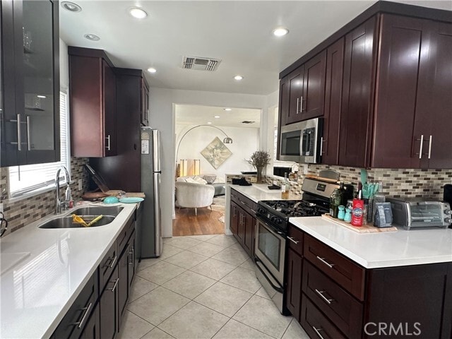 Building Photo - 12811 Cumpston St