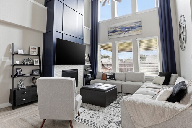 Building Photo - 5926 Marble Bend Ln