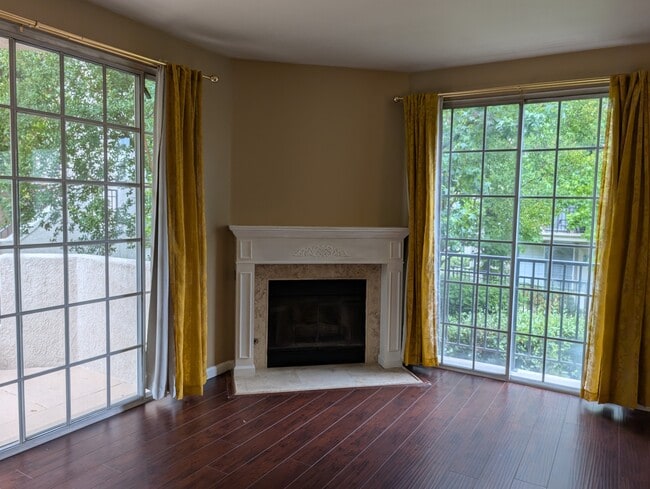 Building Photo - 24145 Del Monte Dr.