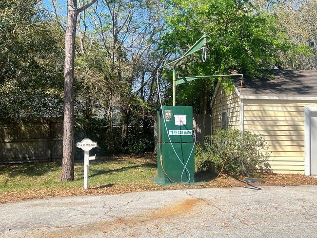 Building Photo - 100 Fairway Park Blvd
