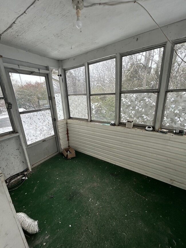 Building Photo - 726 Wright Shop Rd