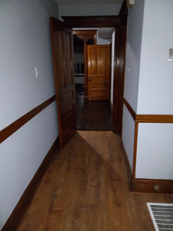 Building Photo - 3242 W Le Moyne St