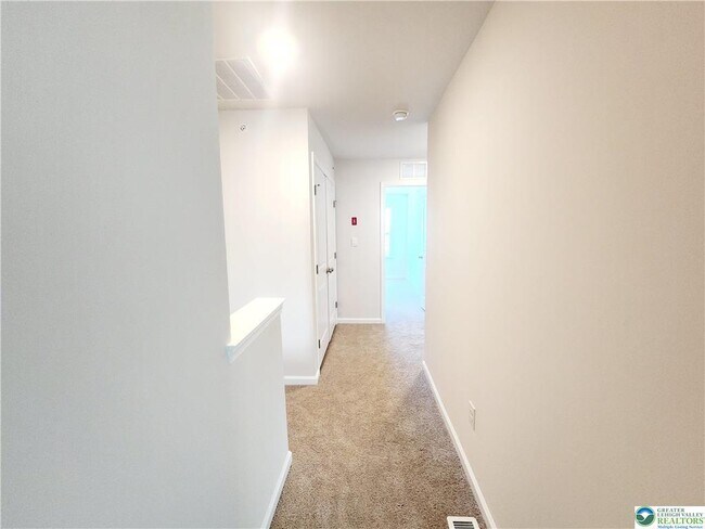 Building Photo - 1104 Martin Rd