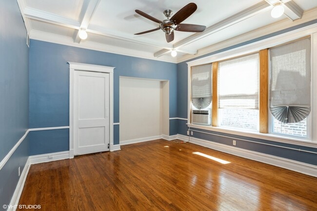 Building Photo - 6147 S Champlain Ave