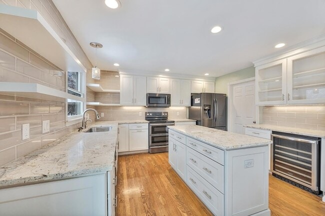 Building Photo - 20401 Matterhorn Dr