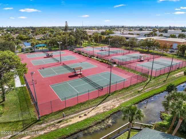 Building Photo - 524 McGuire Blvd