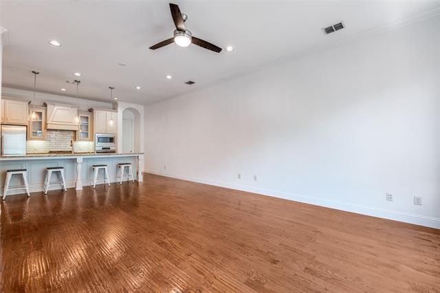 Building Photo - 3110 Pavonia Dr