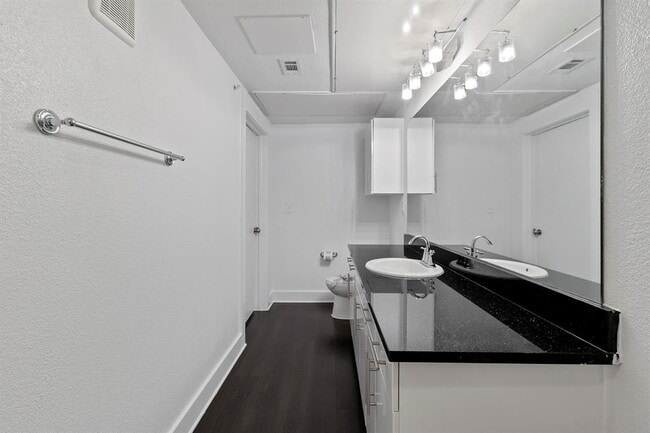 Building Photo - 3300 Towers Blvd