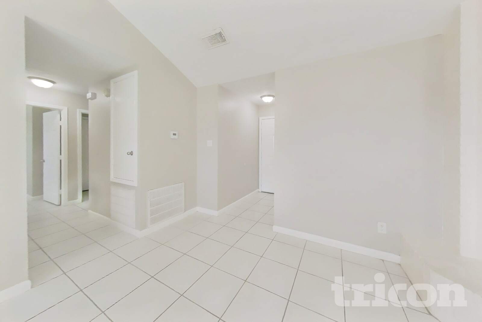 Building Photo - 3446 Edgecreek Dr