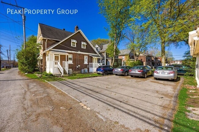 Building Photo - 288 E 13th Ave
