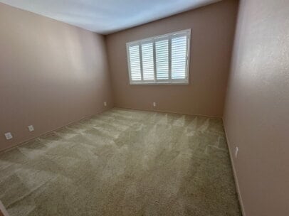 Building Photo - Pet Friendly