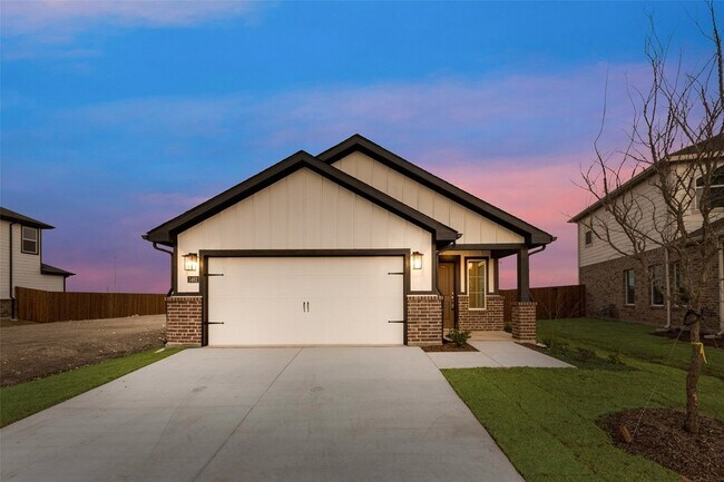 Building Photo - 1500 Millstone Rd
