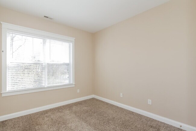 Building Photo - 7318 Darblay St