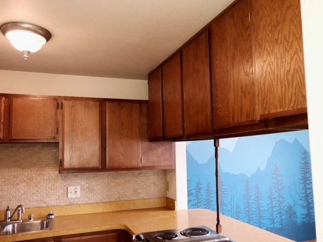 Building Photo - COMING SOON Creekside Views! 1 Bedroom Wes...