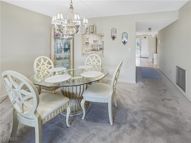 Building Photo - 4034 SE 12th Ave