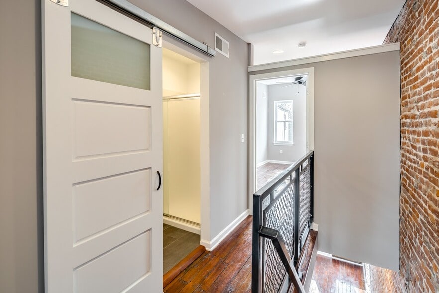 bathroom with stand up shower. - 2049 E Arizona St