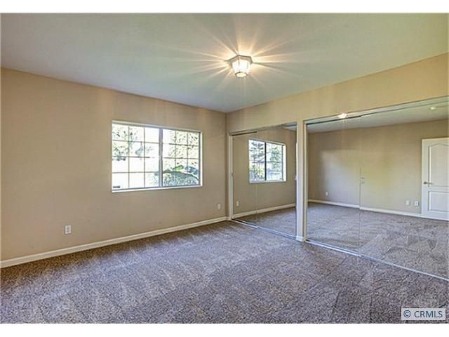 Building Photo - 9351 Russell St