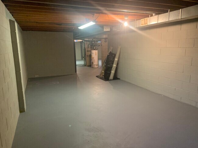 Building Photo - 4790 N 186th St