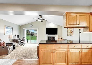 Building Photo - 41223 Sesame Dr