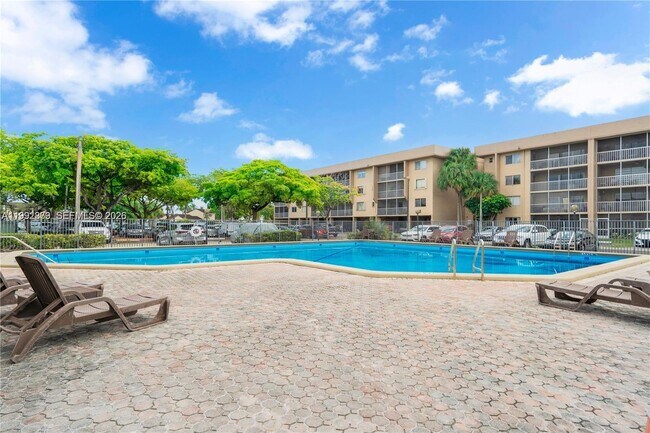 Building Photo - 17000 NW 67th Ave