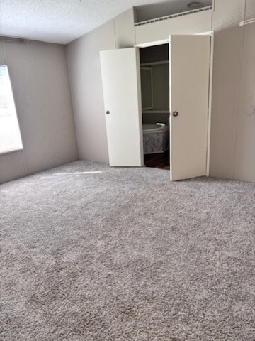 Building Photo - 127 Country Oaks St