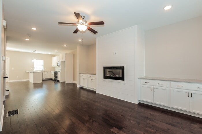 Building Photo - 3801 Jack Vernon Cir