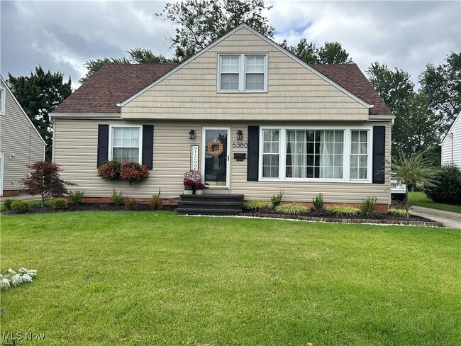 Primary Photo - 5380 Huron Rd