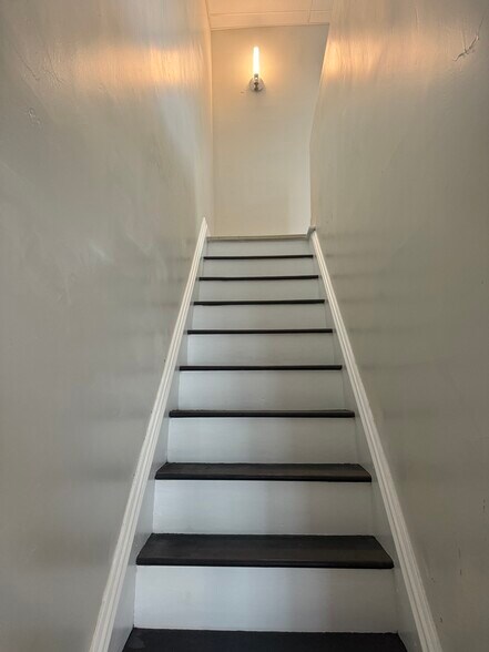 Building Photo - 66 N Tremont St