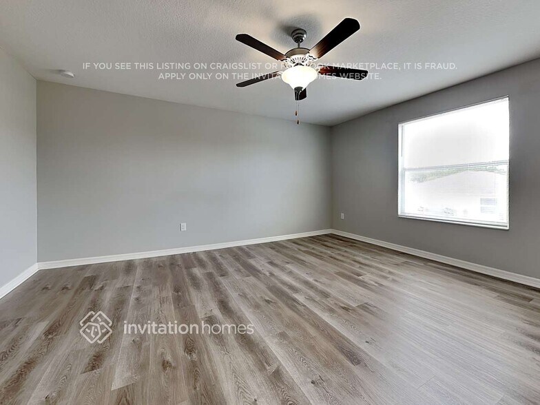 Building Photo - 205 English Heritage Pl