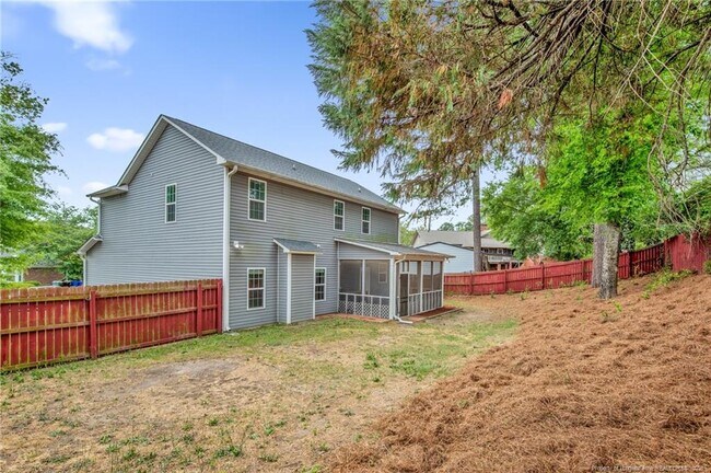 Building Photo - 890 Duval Dr