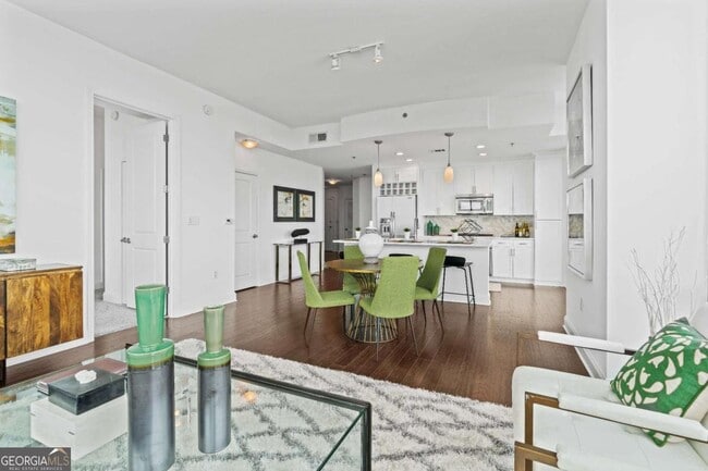 Building Photo - 270 17th St NW