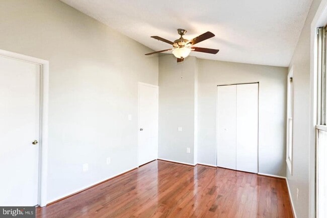 Building Photo - 3804 Bonnybridge Pl