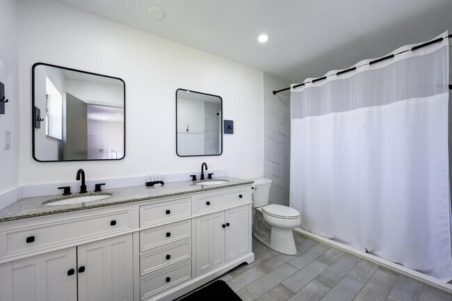 Building Photo - 11577 Anhinga Dr