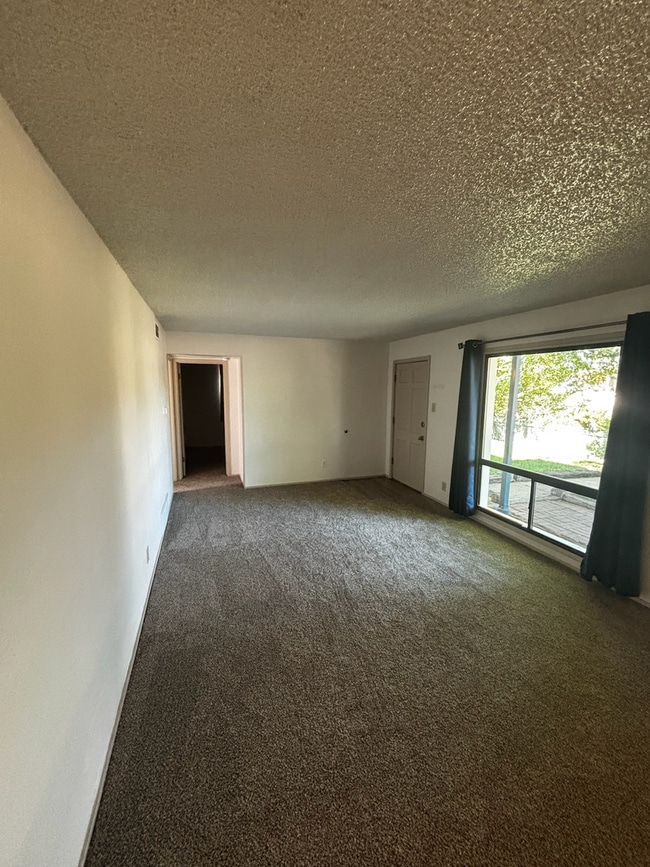 Building Photo - 2500 Emilia St